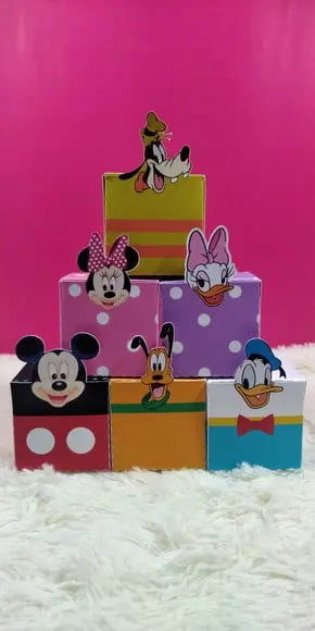 Caixa Quadrada Turma do Mickey - Arquivo Studio