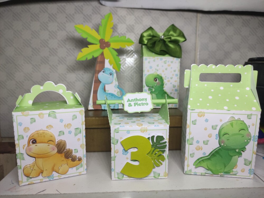 30 Personalizados Clássicos | Dino Cute