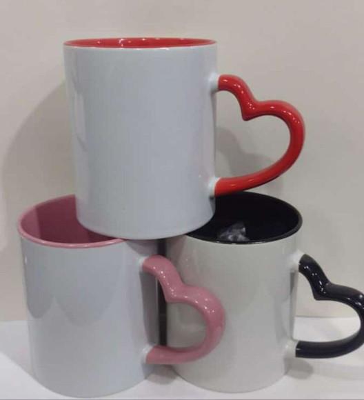 Caneca Alça de Coração Personalizada Porcelana Sua Arte