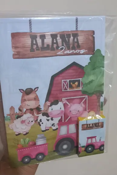 Livrinho Colorir Fazendinha + Giz de Cera Personalizados