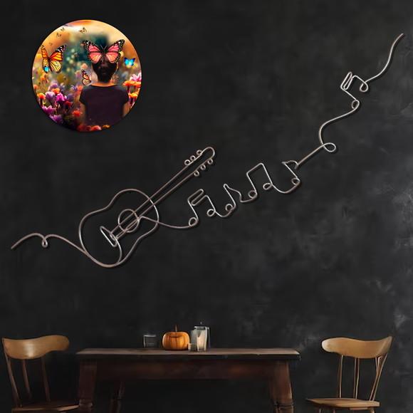 Escultura Notas Musicais e Violão com Música Elegante