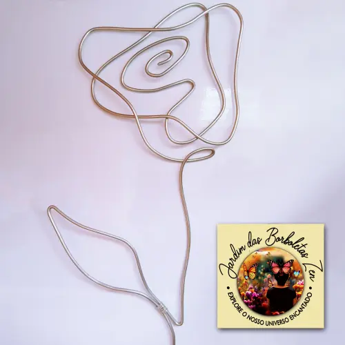 Escultura de Parede Rosa Decoração Floral