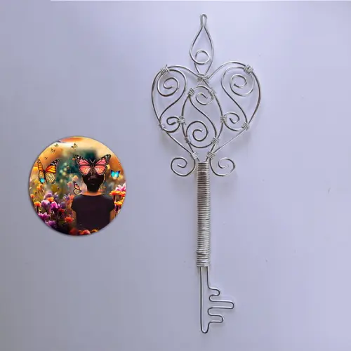 Escultura Mobile Chave Decora Ambientes Casa ou Escritório