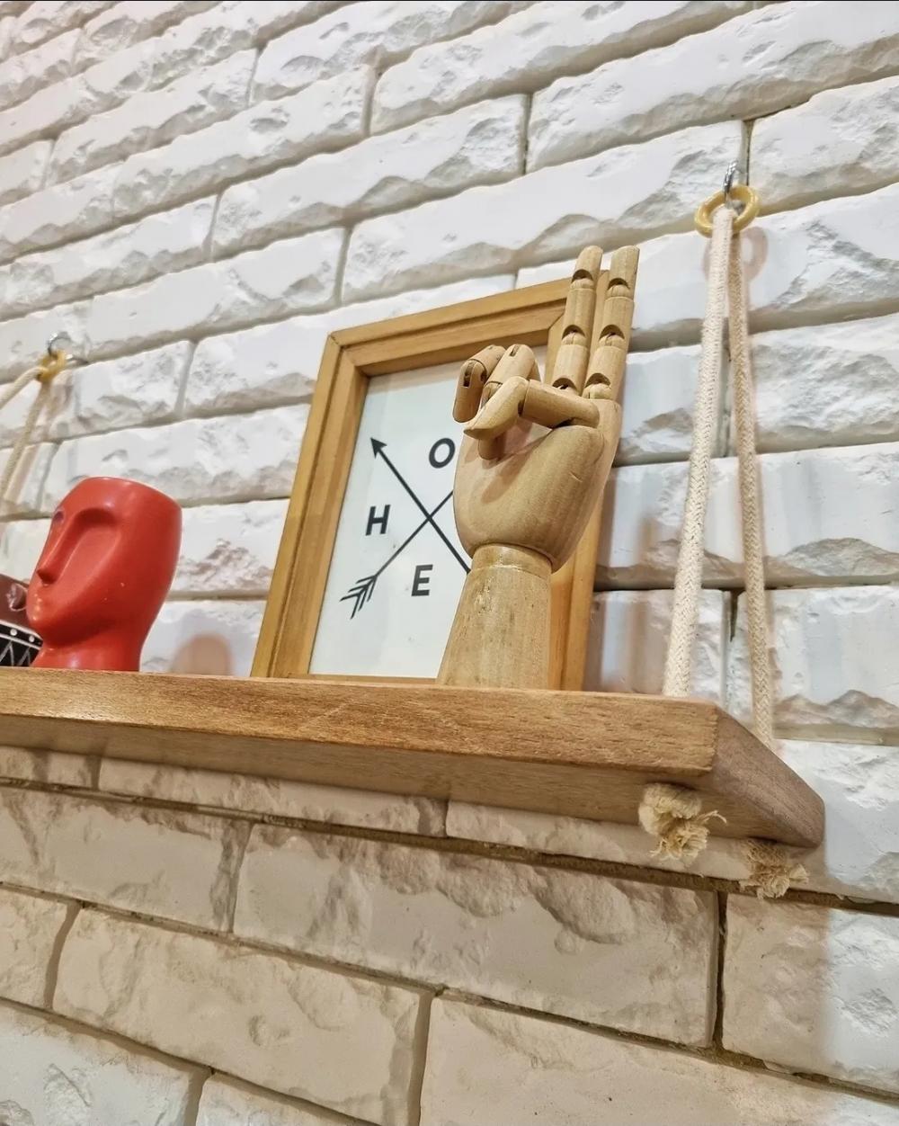 Prateleira Balanço com Cordas de Algodão Cru e Madeira Nobre de