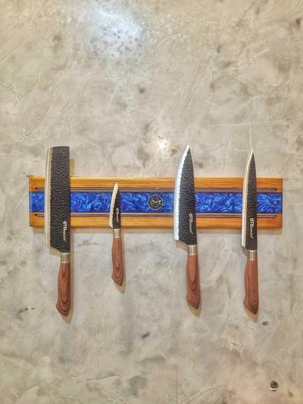 Holder Magnético de Facas Madeira Nobre Tauari Resina Azul