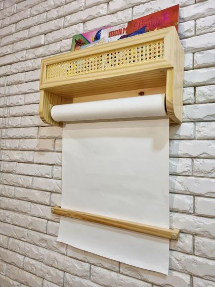 Prateleira com Suporte para Rolo de Papel e Porta Fraudas
