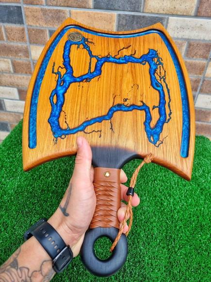 Tábua de Corte Axe Viking Thor Edition Madeira Nobre Tauari