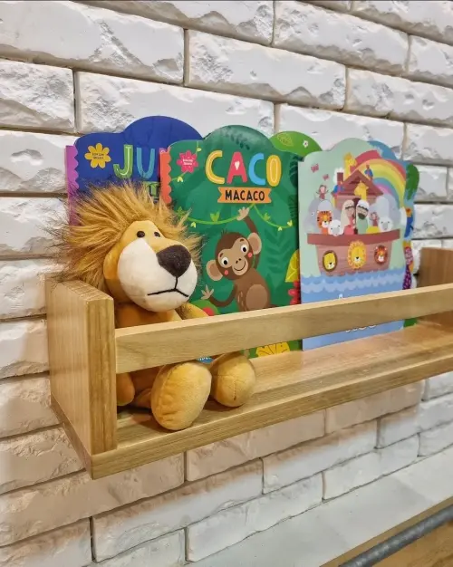 Prateleira Porta Livros em Madeira Nobre de Tauari