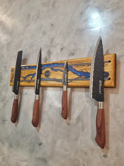 Holder Magnético de Facas Madeira Nobre Tauari Resina Azul