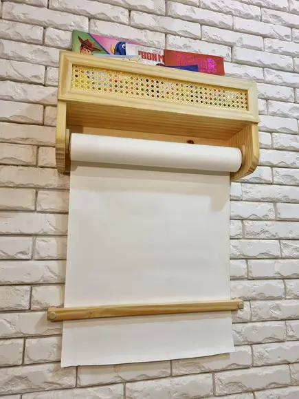 Prateleira com Palhinha + Rolo de Papel e Porta Fraudas