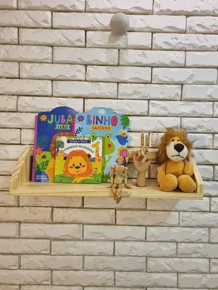 Prateleira de Livros e Decoração Nina Madeira Pinus Montesso