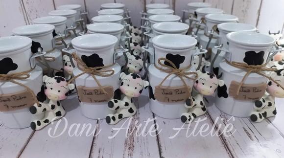 Lembrancinha Fazendinha Latão de Leite