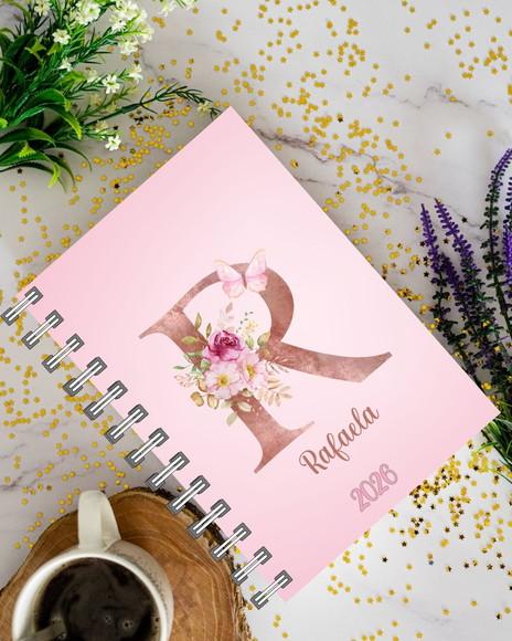 Agenda 2026 Personalizada com Letra Inicial Floral