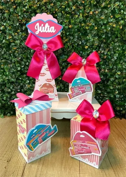 Kit Festa Personalizado Carmed (25 Peças)
