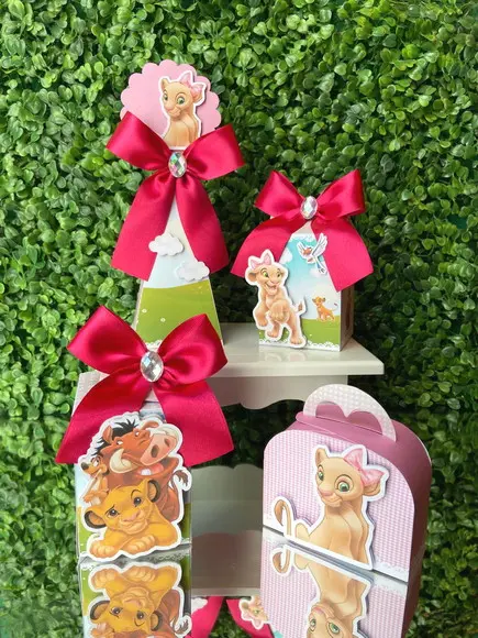 Kit Personalizado Rei Leão Menina Nala (20 Peças)