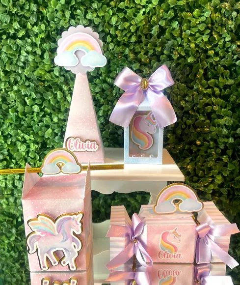 Kit Personalizado Unicórnio Luxo (20 Peças)