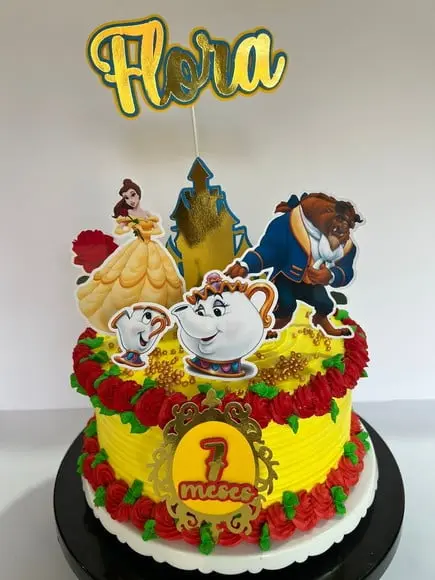Topo de Bolo Bela e a Fera