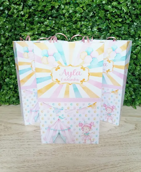 Sacolinha Personalizada Tema Circo Aquarela Menina