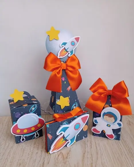 Kit Personalizado Astronauta ( 20 Peças)