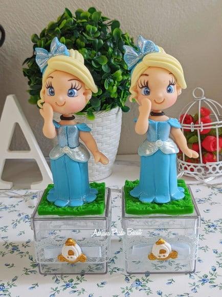 Caixa Acrílica Personalizada Princesas em Biscuit