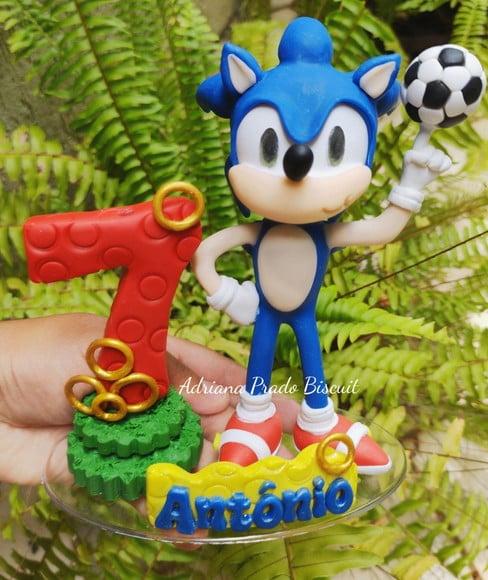Topo de Bolo em Biscuit Tema Sonic Futebol