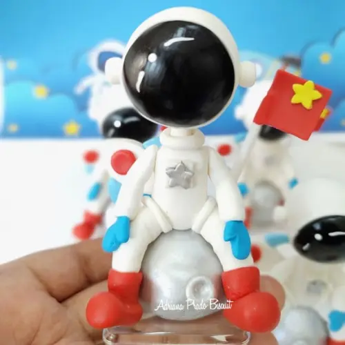 Apliques em Biscuit Astronauta
