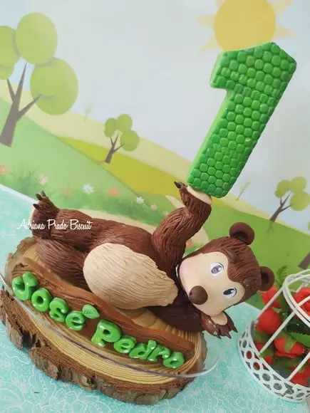 Topo de Bolo em Biscuit Marcha e o Urso