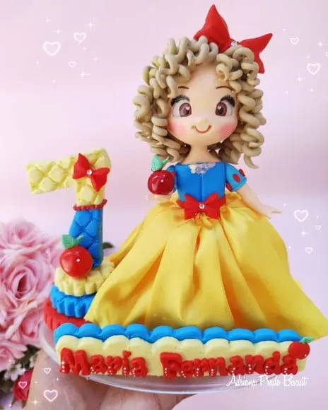 Topo de Bolo em Biscuit Branca de Neve