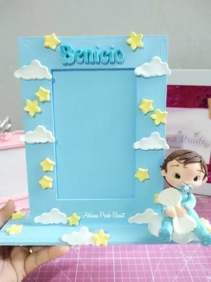 Porta Retrato em mdf Decorado com Biscuit Maternidade