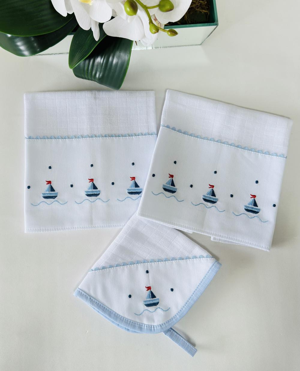 kit de fraldas bordadas tema nautico navio