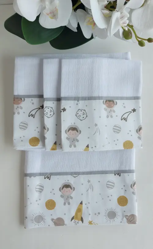 kit fralda grande, ombro e boca tema astronauta