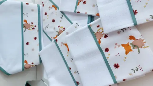 kit de fraldas e toalha fralda com capuz tema raposa