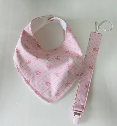 kit babador e prendedor de chupeta