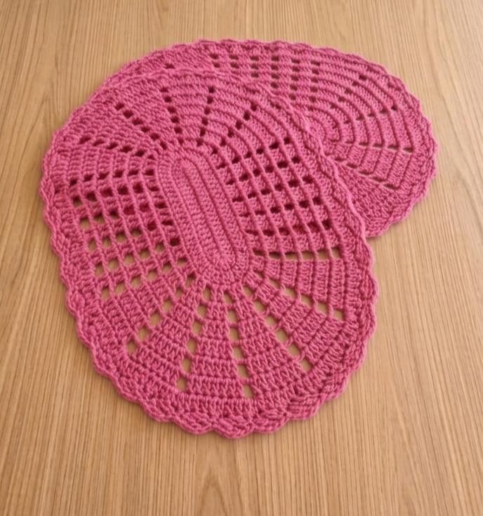 Kit 2 Peças Parzinho Tapete de Crochê Oval - 50cm x 35cm - Barb
