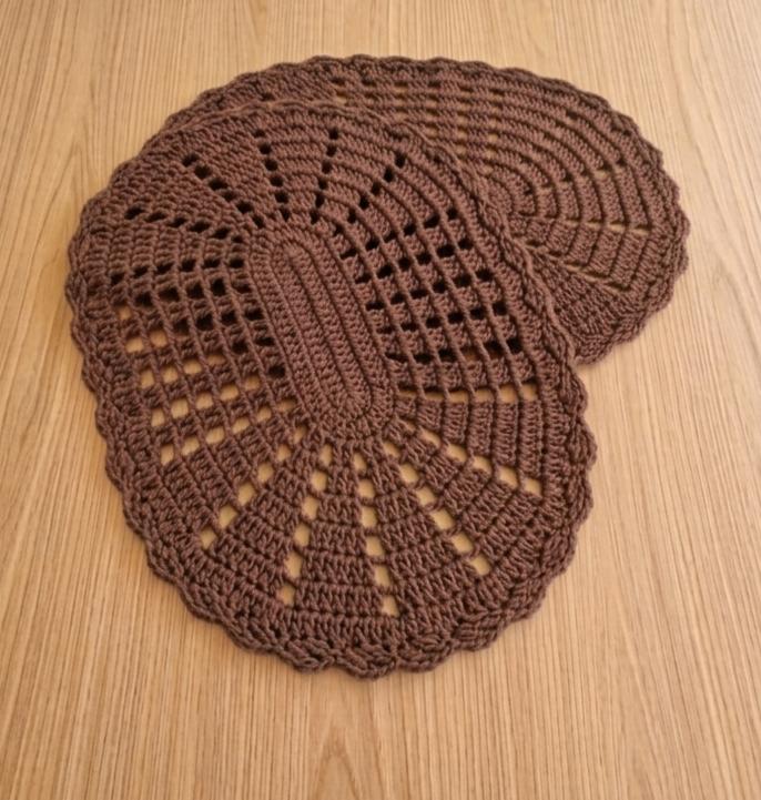Kit 2 Peças Parzinho Tapete de Crochê Oval - 50cm x 35cm - Barb
