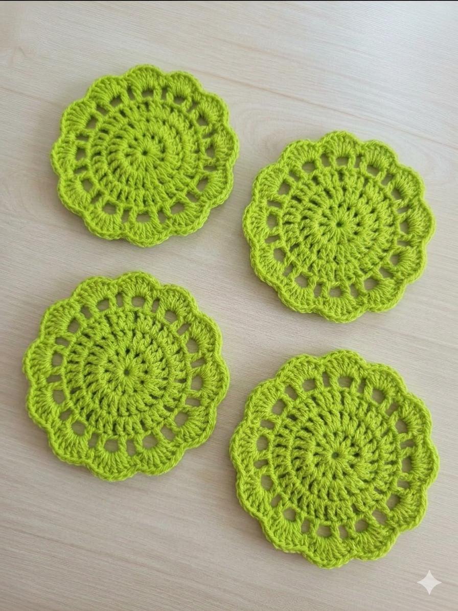 Kit 4 Porta Copos e Xícaras em Crochê - Elegância e Proteção