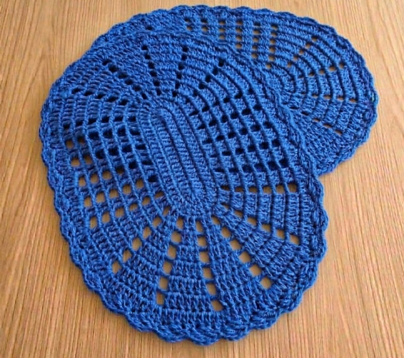 Kit 2 Peças Parzinho Tapete de Crochê Oval - 50cm x 35cm - Barb