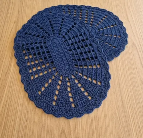 Kit 2 Peças Parzinho Tapete de Crochê Oval - 50cm x 35cm - Barbante Premium Tabela de cores para escolher por chat