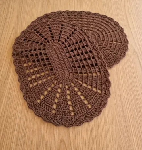 Kit 2 Peças Parzinho Tapete de Crochê Oval - 50cm x 35cm - Barbante Premium Tabela de cores para escolher por chat