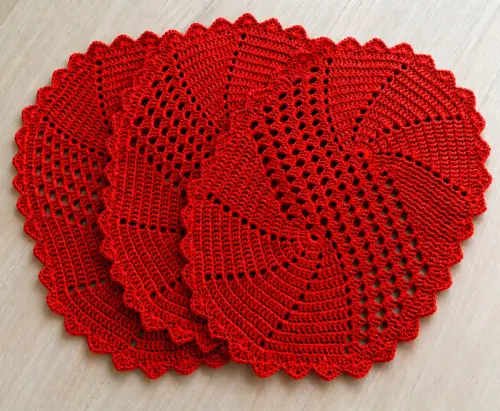Tapete de Chochê Oval Espiral Artesanal - Avulso 60 x 36 cm cada