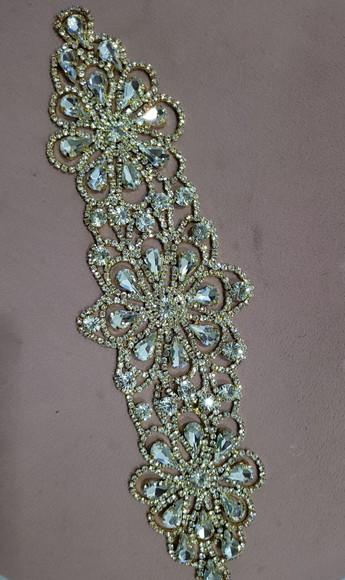 Aplique de Strass Dourado