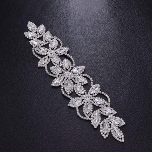 Aplique de strass Florido cor prata