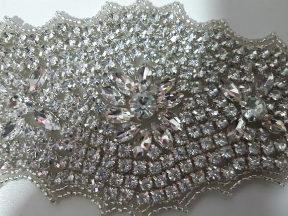 Aplique de strass grande para vestidos ou cinto