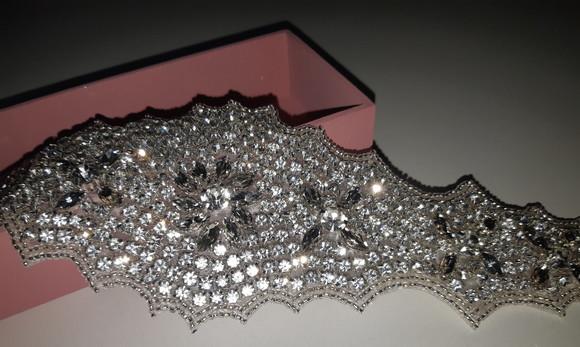Aplique de strass grande para vestidos ou cinto