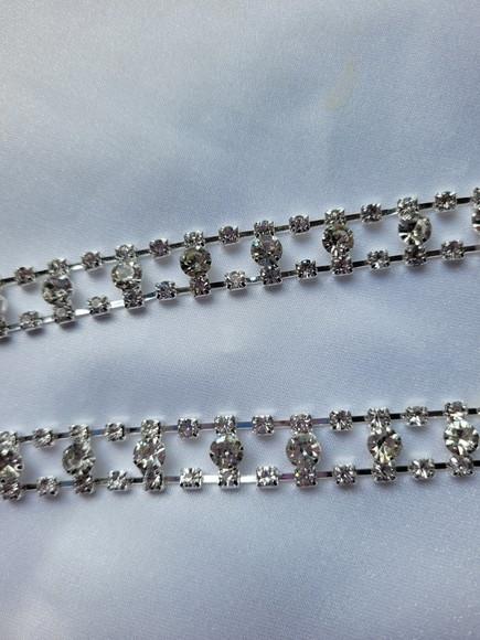 Aplique Fino de Strass Prata para Cinto, Alças, Sapatos