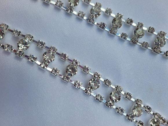 Aplique Fino de Strass Prata para Cinto, Alças, Sapatos