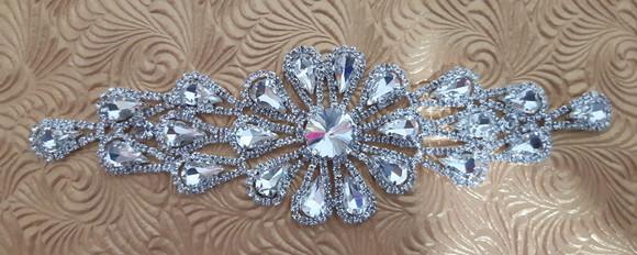 Aplique Flor de Strass para vestido de noiva ou festa