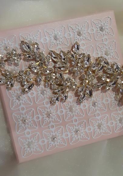 Aplique Folhas de Strass Dourado