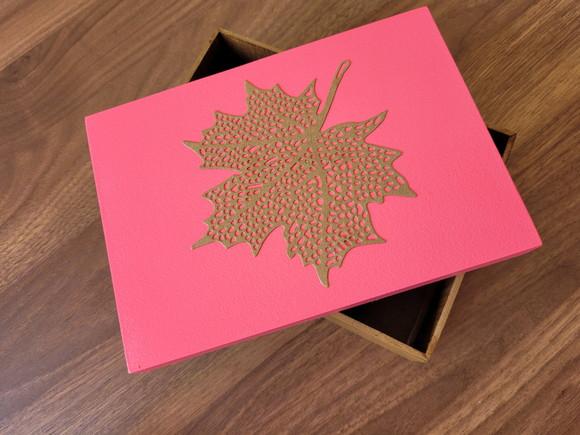 Aplique Folhas em Papel Kraft (2 Modelos)