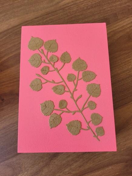 Aplique Folhas em Papel Kraft (2 Modelos)